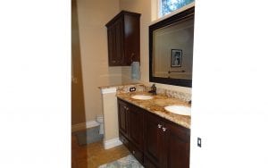 Lakehouse rental double sink bathroom